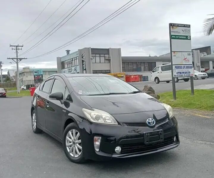 Toyota Pruis S 2012