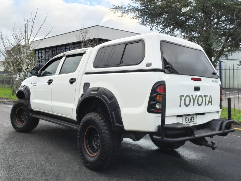 2006 Toyota Hilux 4X4 manual Turbo 3L diesel