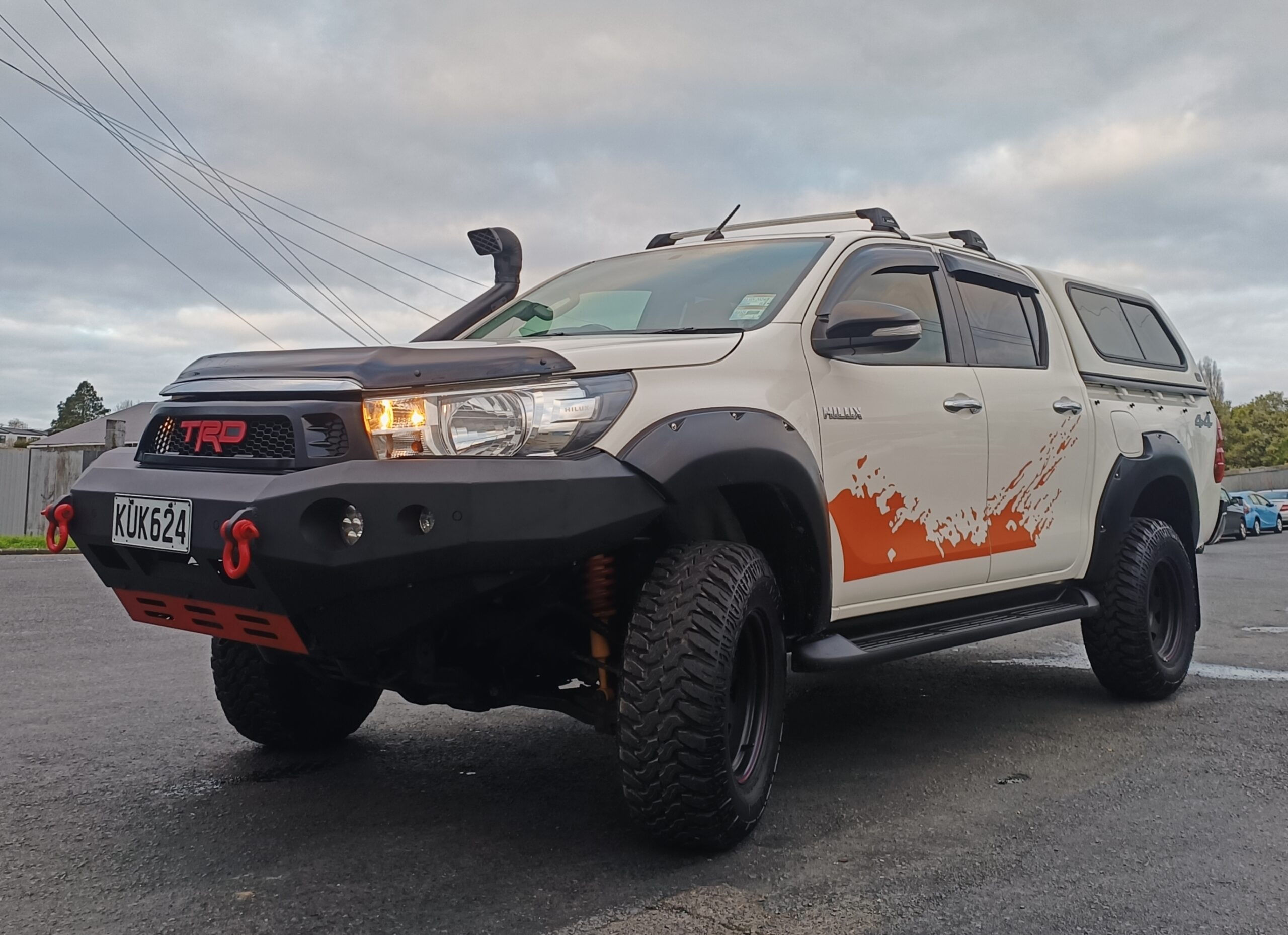 2017 Toyota Hilux 4X4 manual Turbo 2.75 diesel